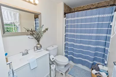 679 Parker St, Springfield, MA 01129 - Photo 25