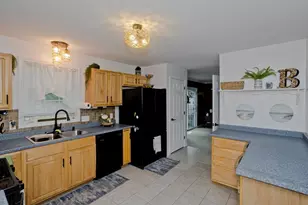 679 Parker St, Springfield, MA 01129 - Photo 11