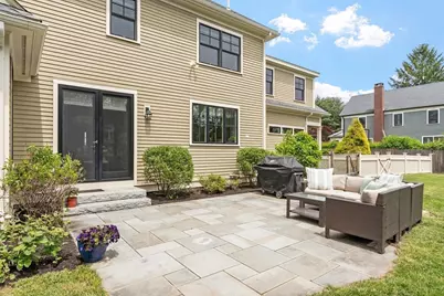 270 Elsinore St, Concord, MA 01742 - Photo 35