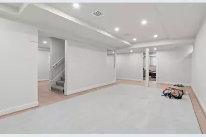 270 Elsinore St, Concord, MA 01742 - Photo 29