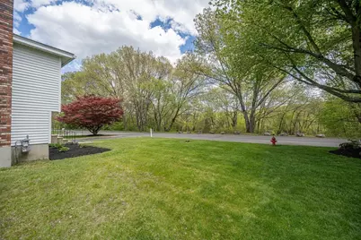 59 Riverview Blvd, Methuen, MA 01844 - Photo 5