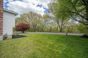 59 Riverview Blvd, Methuen, MA 01844 - Photo 5