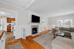 45 Bay State Rd, Worcester, MA 01606 - Photo 9
