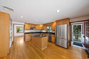 76 Shawmut St, Quincy, MA 02169 - Photo 3