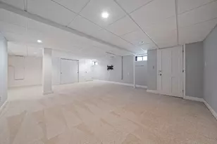 76 Shawmut St, Quincy, MA 02169 - Photo 29