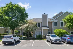 49 Bradford Commons Ln, Braintree, MA 02184 - Photo 15