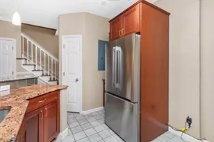 49 Bradford Commons Ln, Braintree, MA 02184 - Photo 7