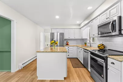 42 Brookside Dr, Uxbridge, MA 01569 - Photo 17