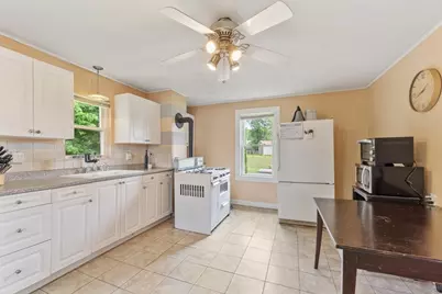 47-A&b Howe Ave, Millbury, MA 01527 - Photo 25