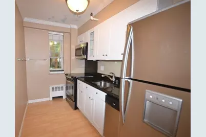 145 Pinckney Street #135, Boston, MA 02114 - Photo 7