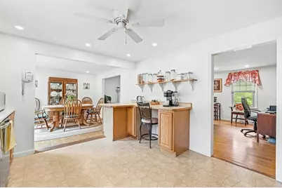 121 Mylod St, Walpole, MA 02081 - Photo 17