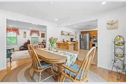 121 Mylod St, Walpole, MA 02081 - Photo 11