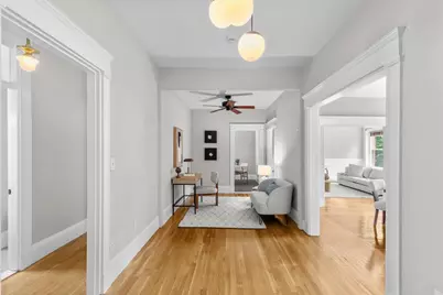 9 Verndale Street #2, Brookline, MA 02446 - Photo 3