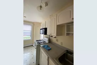 95 Moore St #2, Cambridge, MA 02139 - Photo 3