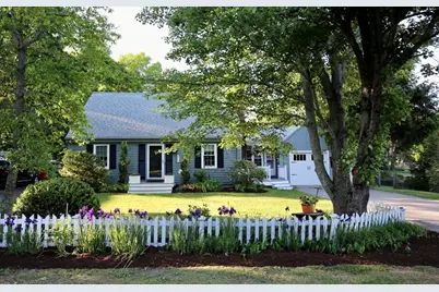 86 Taunton St, Lakeville, MA 02347 - Photo 3