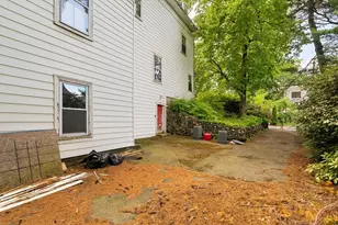 212 Chestnut Ave, Boston, MA 02130 - Photo 23