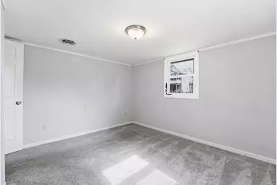 165 Hampden St, Springfield, MA 01151 - Photo 17