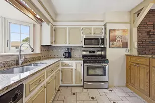17 Great Pond Rd, Weymouth, MA 02190 - Photo 15