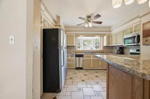 17 Great Pond Rd, Weymouth, MA 02190 - Photo 13