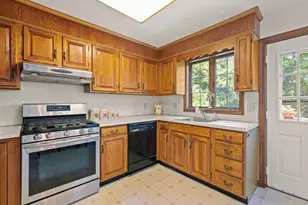 45 Anthony Ln, Dedham, MA 02026 - Photo 9