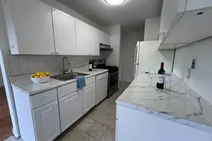 18 Shrewsbury Green Dr, Shrewsbury, MA 01545 - Photo 5