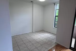 18 Shrewsbury Green Dr, Shrewsbury, MA 01545 - Photo 9