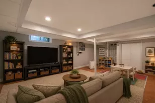 4 Meadow Ln, Walpole, MA 02081 - Photo 31