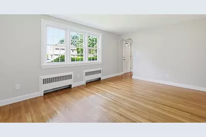 4 Meadow Ln, Walpole, MA 02081 - Photo 19