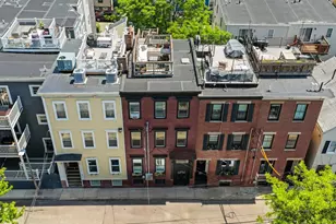 19 Walker St, Boston, MA 02129 - Photo 27