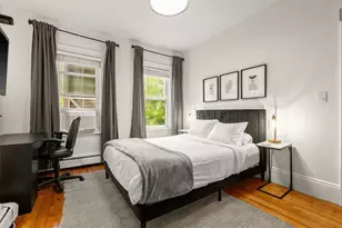 19 Walker St, Boston, MA 02129 - Photo 11