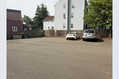 81 Cabot St #1M, Beverly, MA 01915 - Photo 9