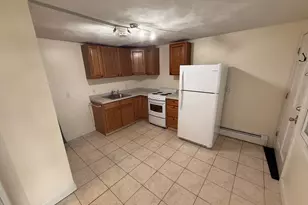81 Cabot St, Beverly, MA 01915 - Photo 3