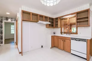 150 Porter Rd, East Longmeadow, MA 01028 - Photo 11