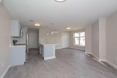 882 Massachusetts Ave #3A, Arlington, MA 02474 - Photo 3