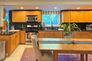 2 Hillside Ave, Haverhill, MA 01835 - Photo 9