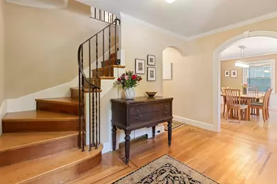 10 Hillsdale Rd, Arlington, MA 02476 - Photo 3