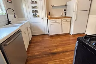44 Waterhouse St, Somerville, MA 02144 - Photo 3