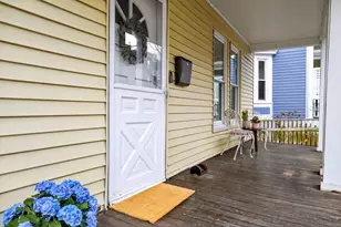 146 Poplar St, Boston, MA 02131 - Photo 25