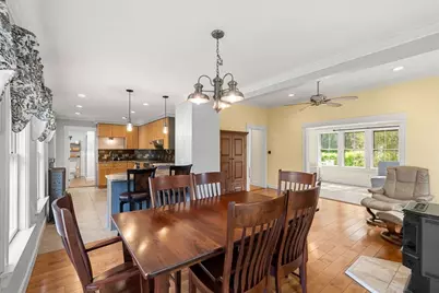 57 Depot St, Grafton, MA 01560 - Photo 11