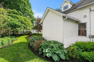 57 Depot St, Grafton, MA 01560 - Photo 33