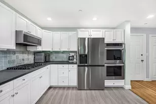 202 Dahlia Dr, Wayland, MA 01778 - Photo 9