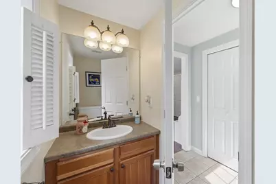 11 Eileen Avenue, Clinton, MA 01510 - Photo 9