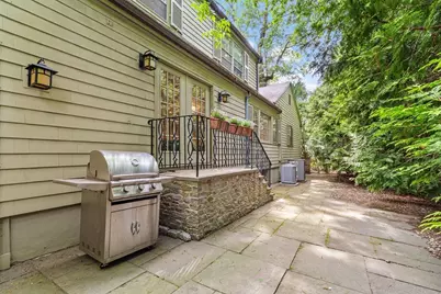 95 Longmeadow Rd, Belmont, MA 02478 - Photo 31