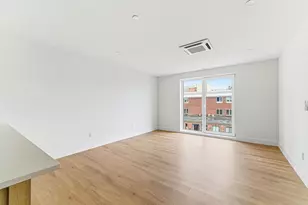 1035 Commonwealth Ave, Boston, MA 02215 - Photo 5