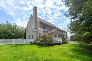 77 Cedar St, Wellesley, MA 02481 - Photo 33
