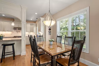 77 Cedar Street, Wellesley, MA 02481 - Photo 9