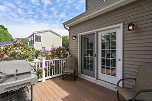 77 Cedar St, Wellesley, MA 02481 - Photo 31