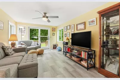 189 Pondview Dr, Amherst, MA 01002 - Photo 13