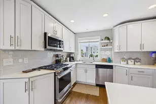7 Bay St, Hull, MA 02045 - Photo 15