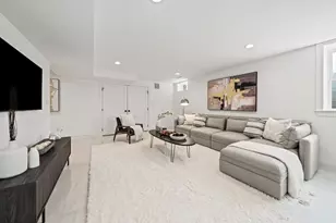 61 Gale St, Waltham, MA 02453 - Photo 33